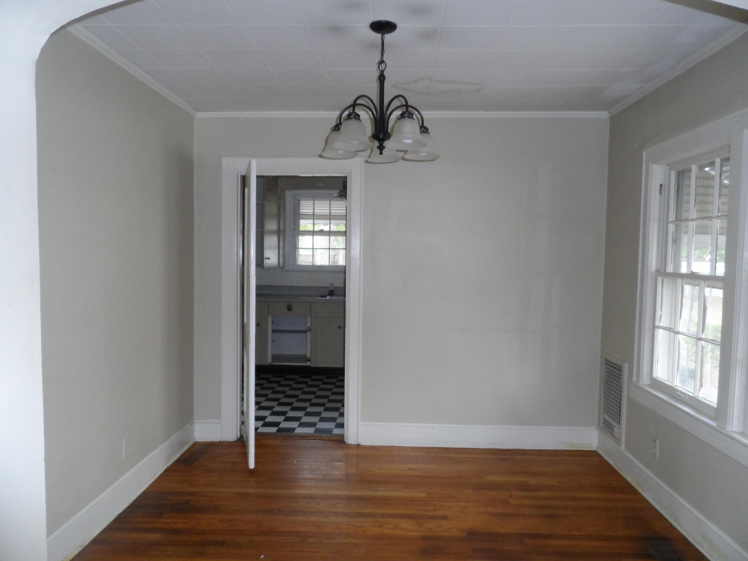 215 South Moore Road Chattanooga, TN 37411 - Photo 5 of 36 SAM_1649