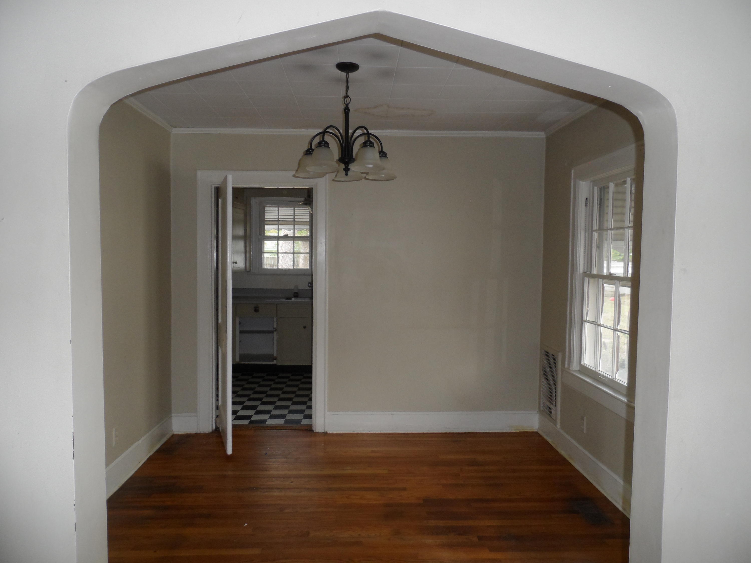 215 South Moore Road Chattanooga, TN 37411 - Photo 6 of 36 SAM_1650