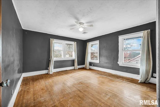 $129,900 | 505 West Armstrong Avenue, Peoria, IL 61606