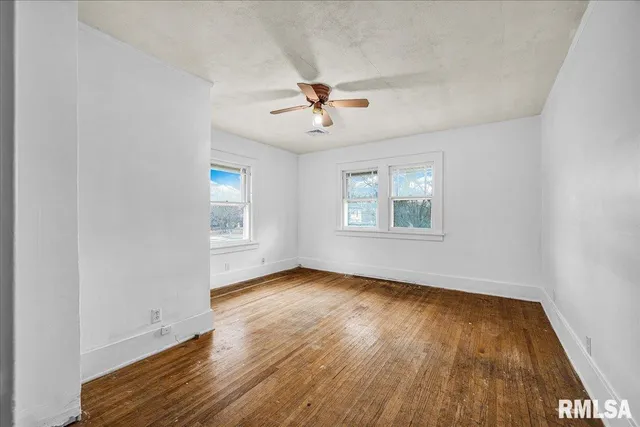 $129,900 | 505 West Armstrong Avenue, Peoria, IL 61606