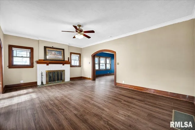 $129,900 | 505 West Armstrong Avenue, Peoria, IL 61606