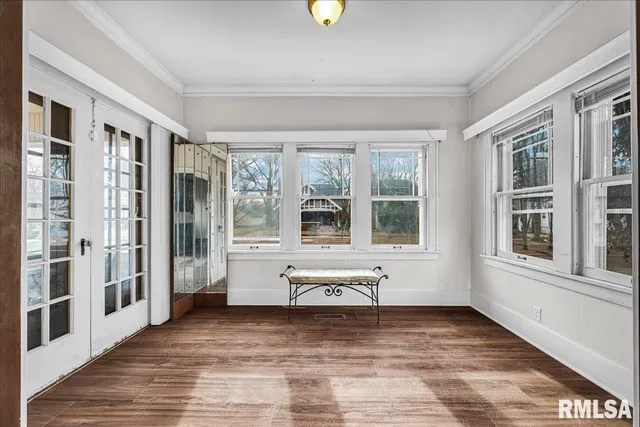 $129,900 | 505 West Armstrong Avenue, Peoria, IL 61606