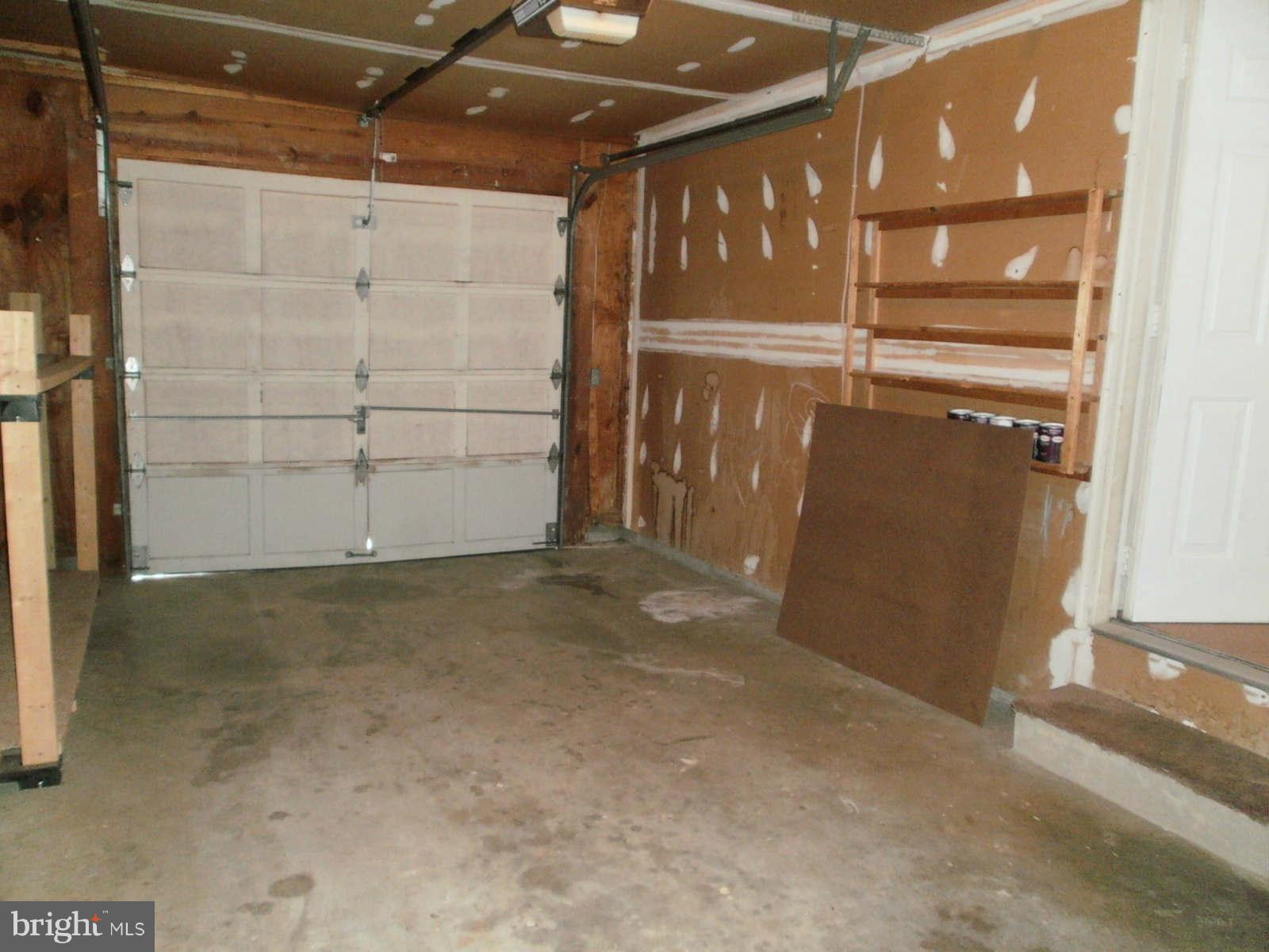 10520 Reed's Landing Circle Burke, VA 22015 - Photo 26 of 30 GARAGE!
