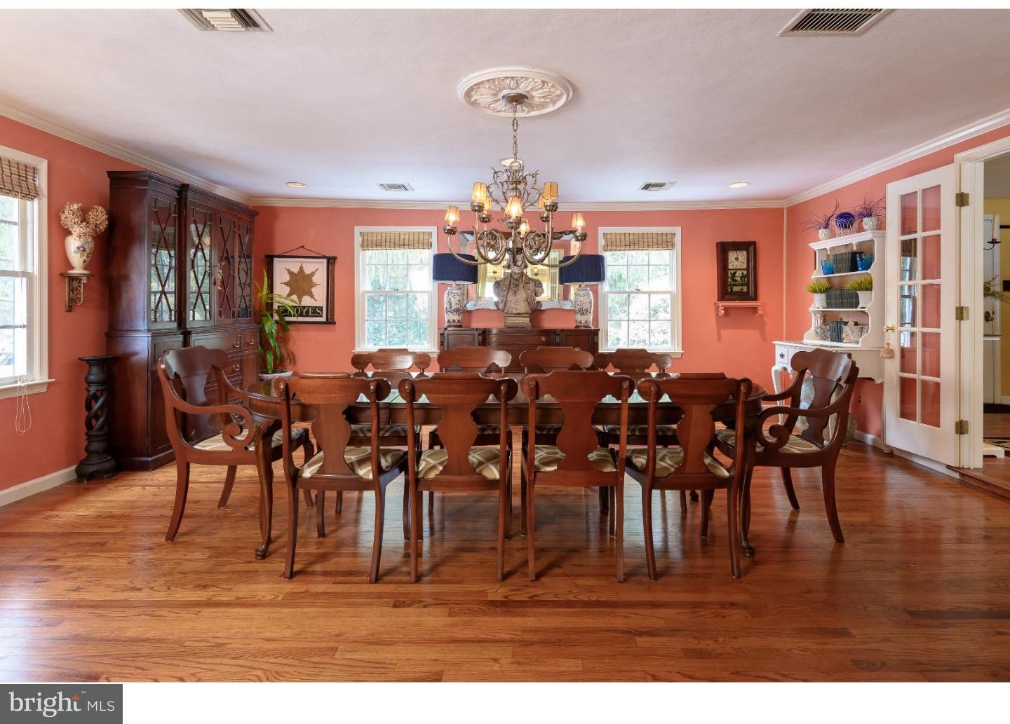 228 Sugartown Road Devon, PA 19333 - Photo 11 of 25