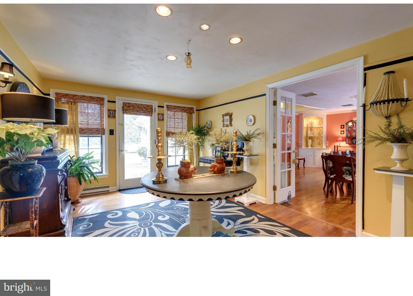 228 Sugartown Road Devon, PA 19333 - Photo 4 of 25