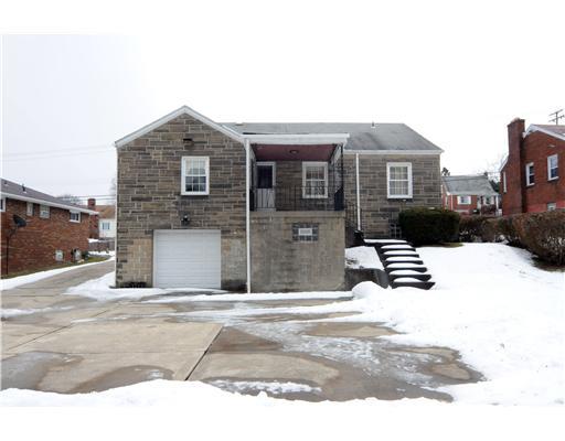 960 McCoy Road McKees Rocks, PA 15136 - Photo 18 of 18 Exterior Back.