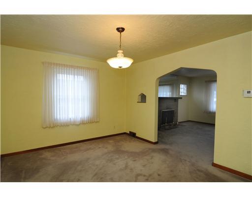 960 McCoy Road McKees Rocks, PA 15136 - Photo 6 of 18 Dining Room.
