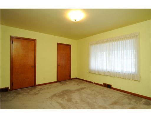 960 McCoy Road McKees Rocks, PA 15136 - Photo 10 of 18 Master Bedroom.