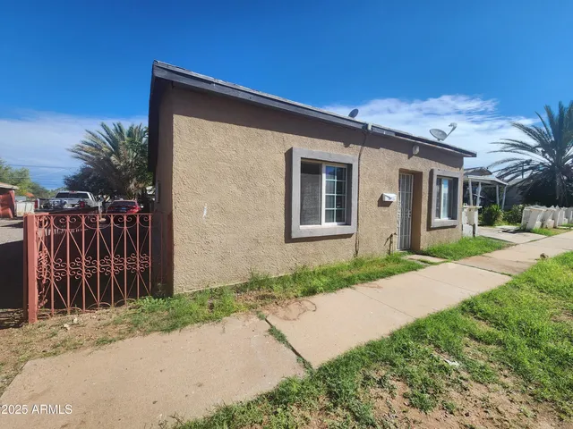 $90,000 | 730 1st Street, Douglas, AZ 85607