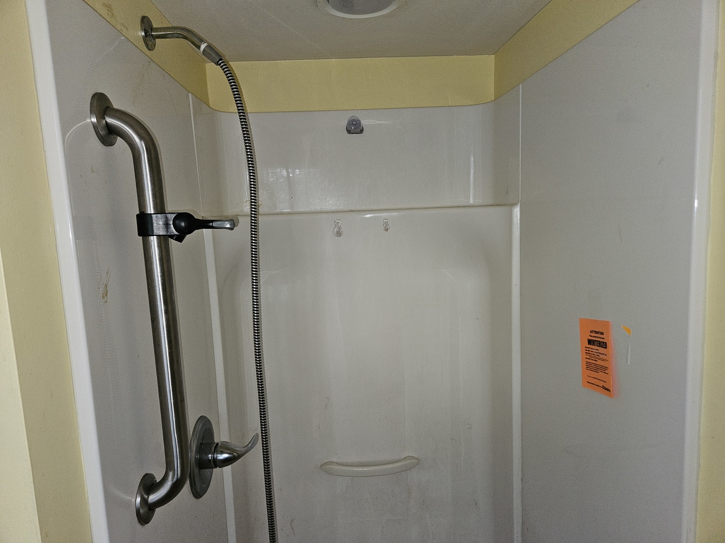 402 East 5th Street Flora, IL 62839 - Photo 19 of 29 a bathroom with a shower