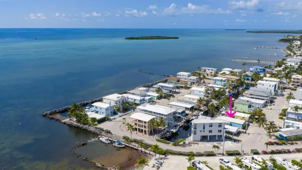 $879,000 | 205 Humpty Dumpty Drive, Key Largo, FL 33037