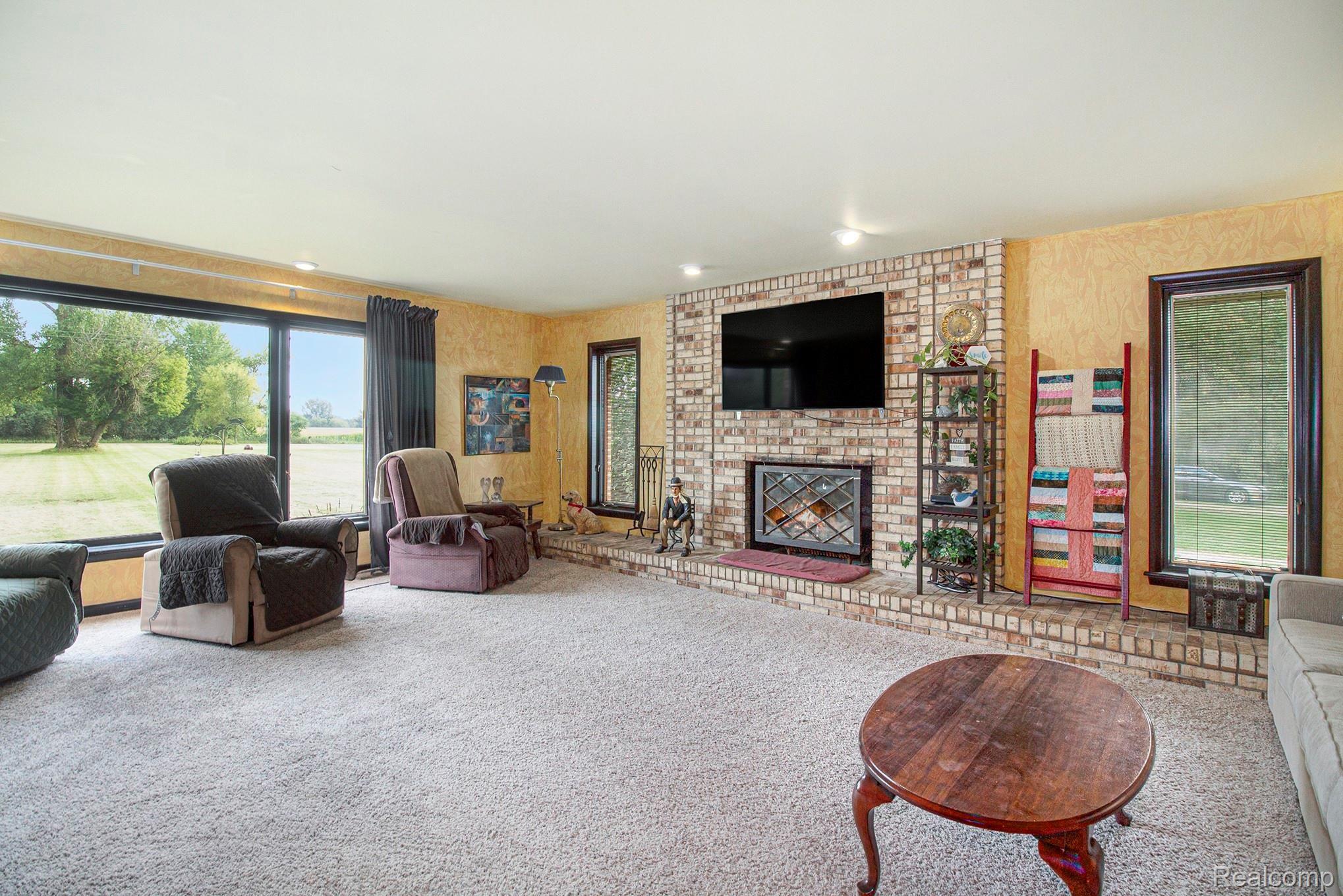 6500 Layton Road Fowlerville, MI 48836 - Photo 6 of 37 11.jpg