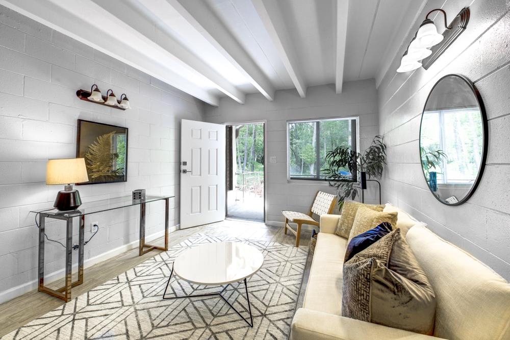 1515 Levy Avenue, Unit 221 Tallahassee, FL 32310 - Photo 8 of 9