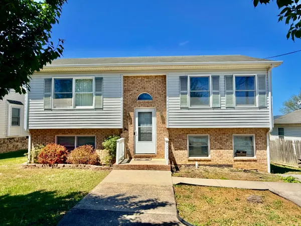 $239,950 | 2602 Radford Road Northeast, Roanoke, VA 24012