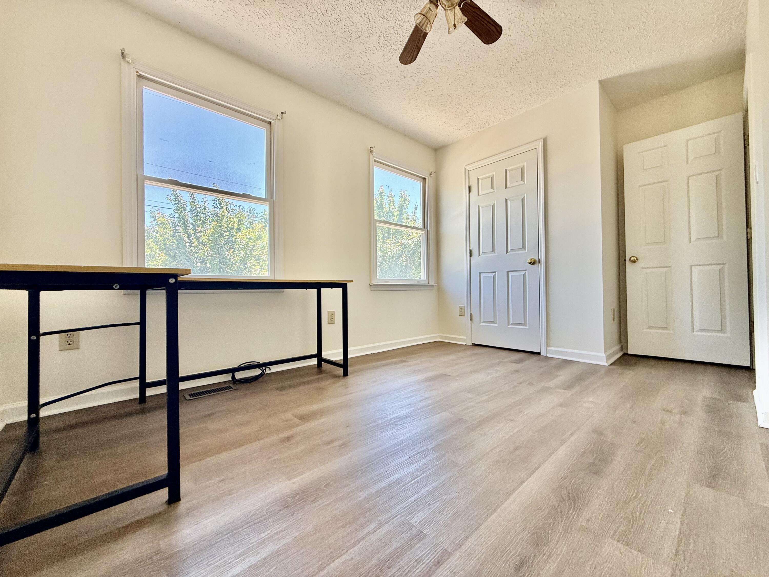 2602 Radford Road Northeast Roanoke, VA 24012 - Photo 12 of 16 IMG_8466