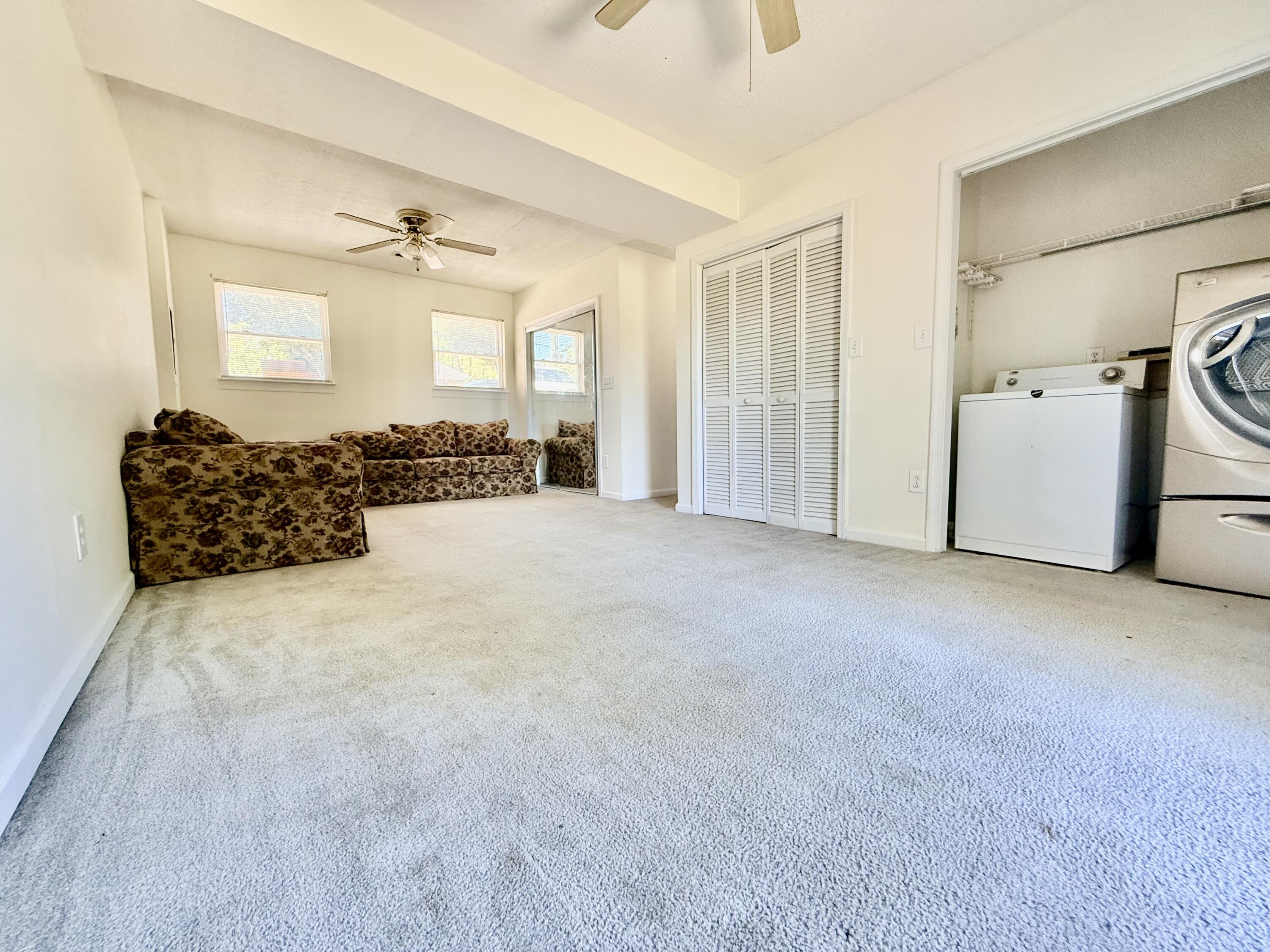 2602 Radford Road Northeast Roanoke, VA 24012 - Photo 9 of 16 IMG_8463