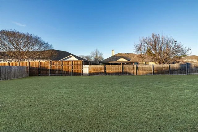 $339,900 | 1801 Spanish Trail, Irving, TX 75060