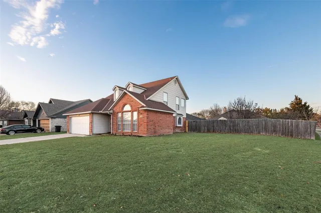 $339,900 | 1801 Spanish Trail, Irving, TX 75060