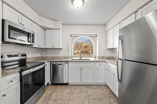 $339,900 | 1801 Spanish Trail, Irving, TX 75060