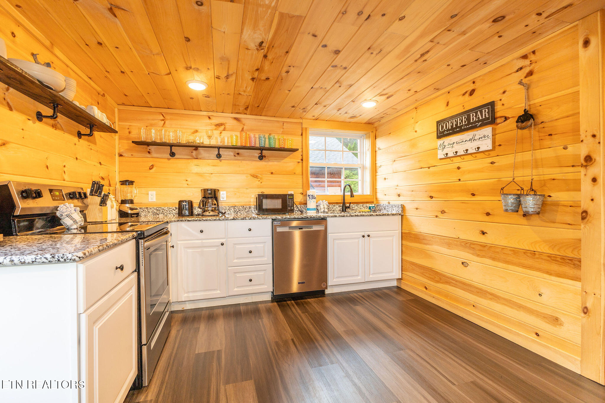 3307 Valley High Road Sevierville, TN 37862 - Photo 49 of 60 IMG_4225