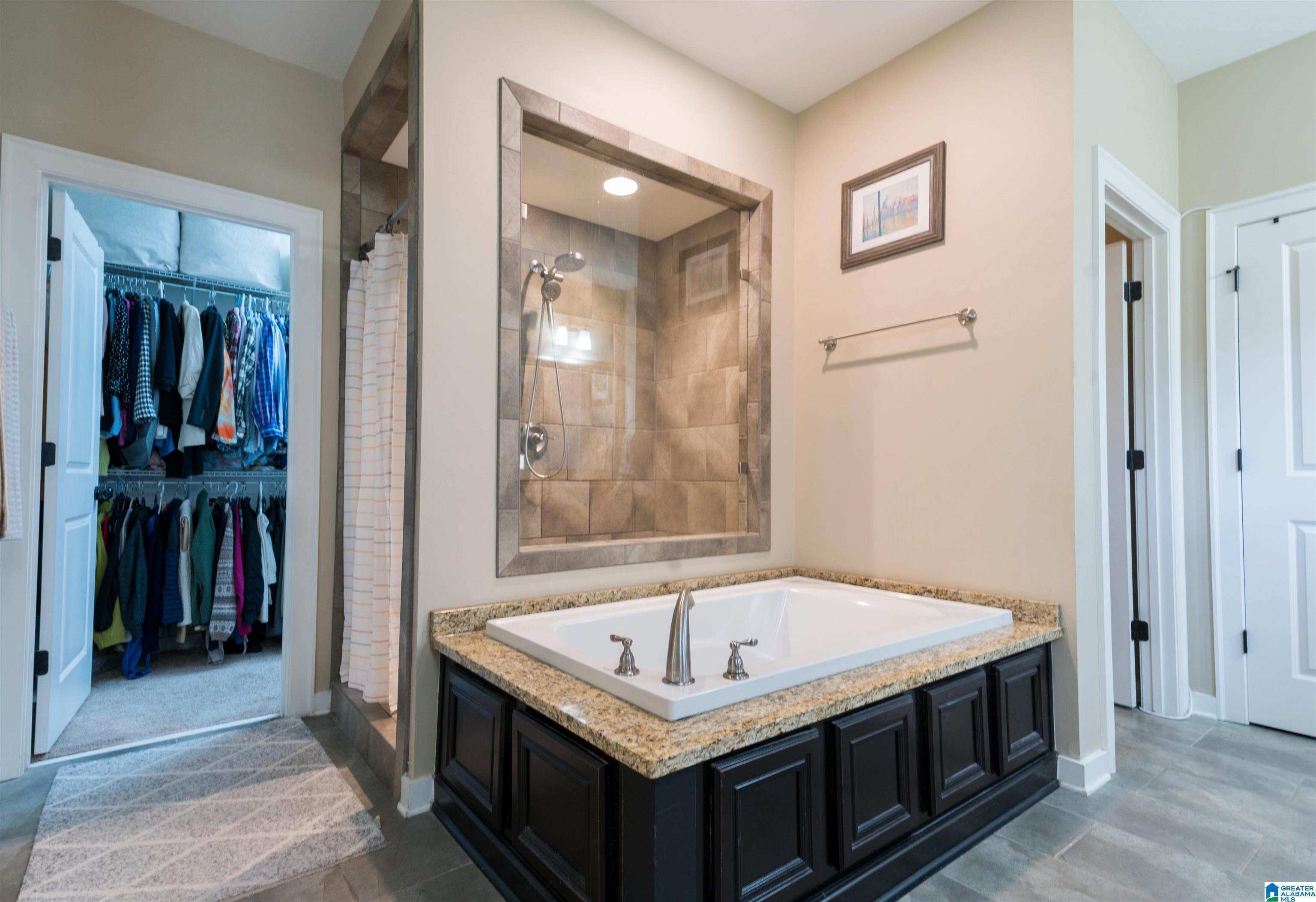 2512 Montauk Road Hoover, AL 35226 - Photo 24 of 44