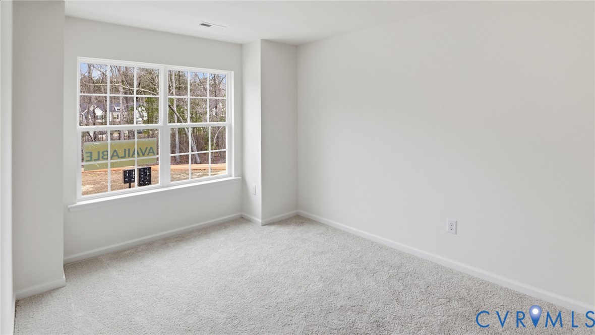 6531 Topsail Point Richmond, VA 23234 - Photo 24 of 35 Two additional bedrooms share a convenient hall ba