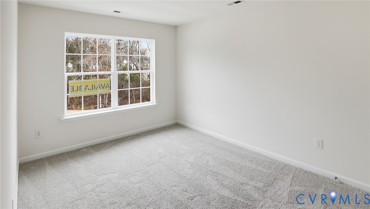 6531 Topsail Point Richmond, VA 23234 - Photo 26 of 35 Two additional bedrooms share a convenient hall ba
