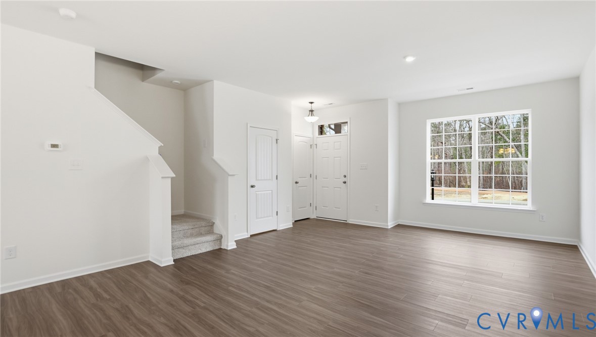 6531 Topsail Point Richmond, VA 23234 - Photo 10 of 35 Upon entering, you'll be greeted by the spacious f