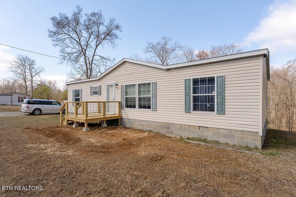 582 Doug Luna Road Walling, TN 38587 - Photo 3 of 44 242335_53