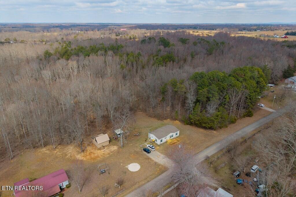 582 Doug Luna Road Walling, TN 38587 - Photo 33 of 44 242335_40