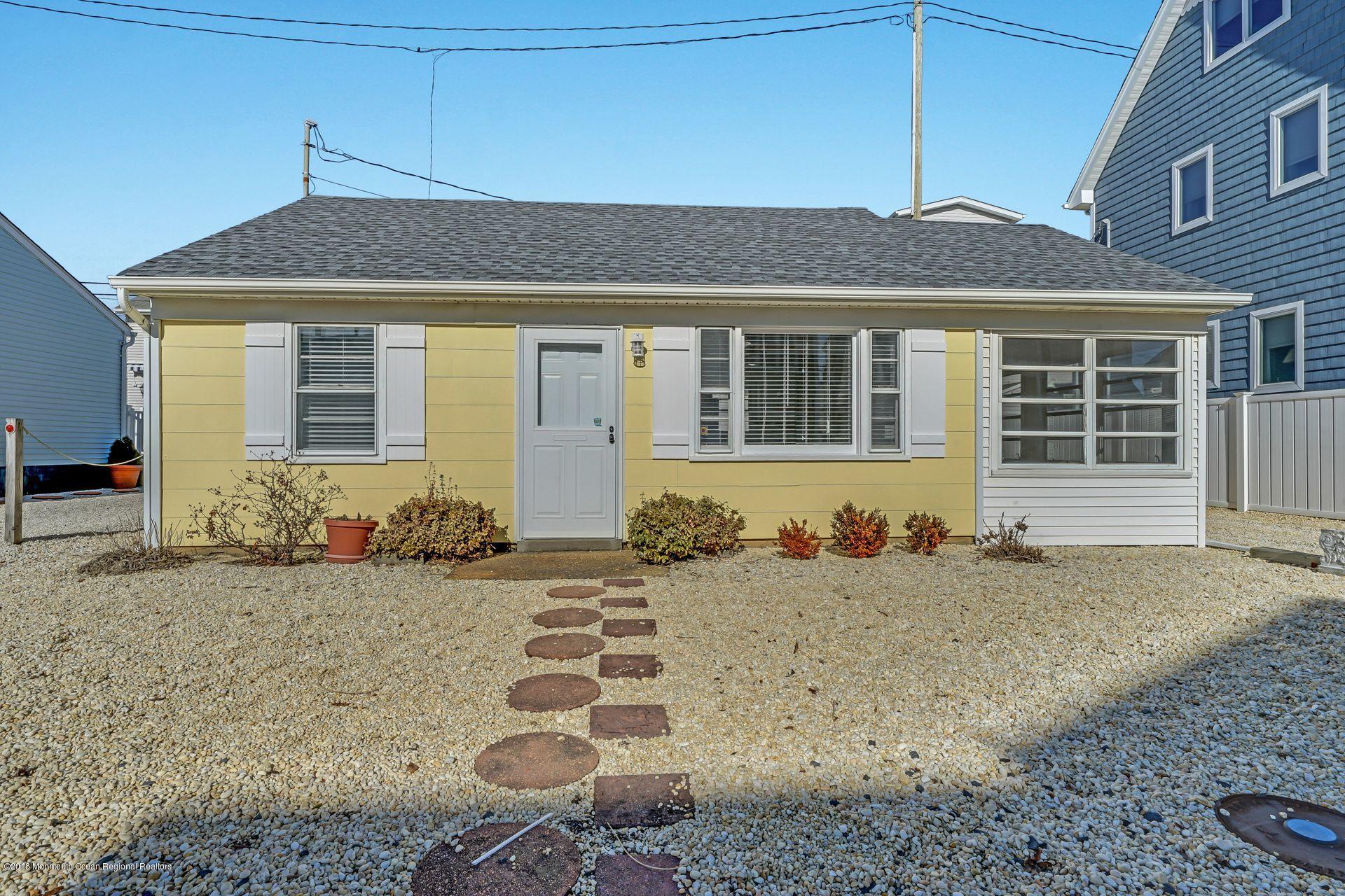 124 South Bayside Road Lavallette, NJ 08735 - Photo 1 of 26 a front view of a house