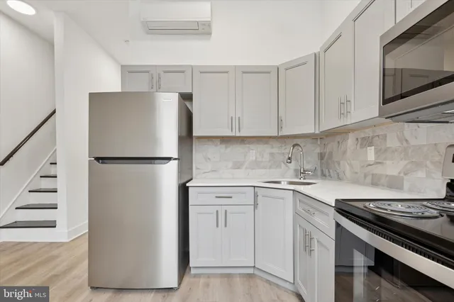 $799 | 2250 North Woodstock Street, Philadelphia, PA 19132