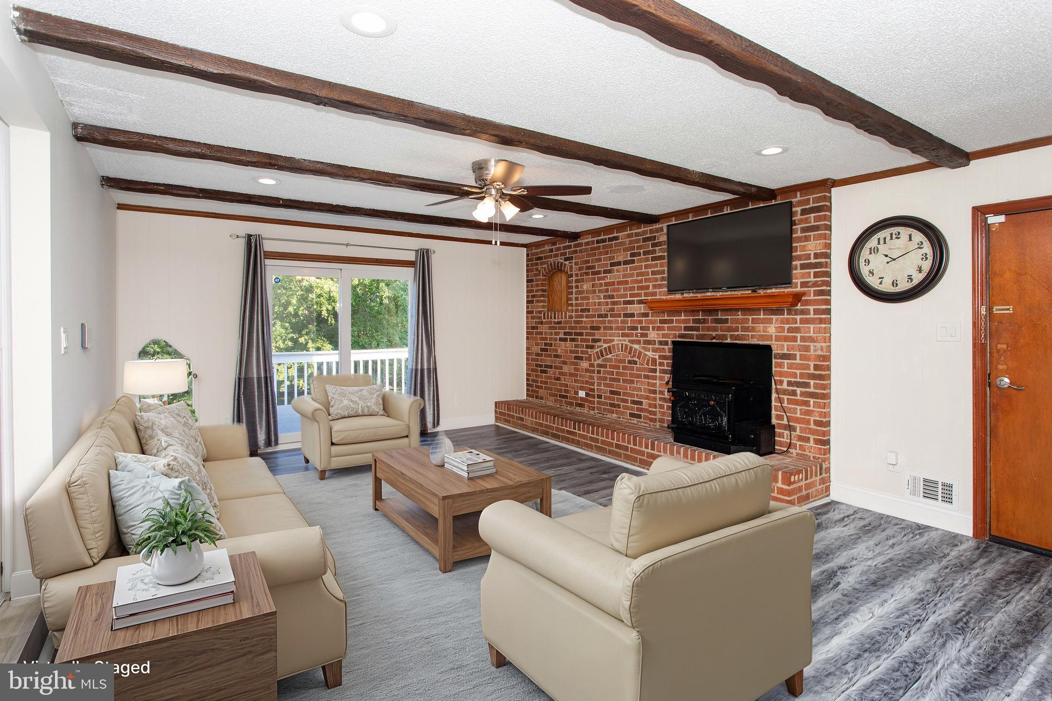 529 Rosier Road Fort Washington, MD 20744 - Photo 4 of 63 Large family room with fireplace