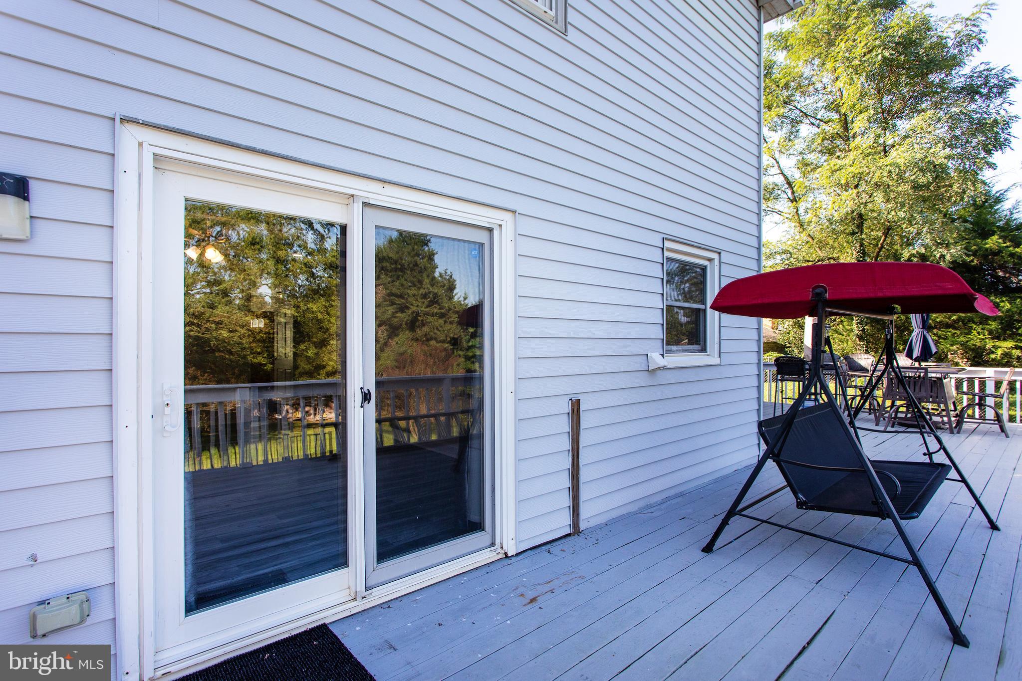 529 Rosier Road Fort Washington, MD 20744 - Photo 47 of 63 Sliding doors from family room to deck