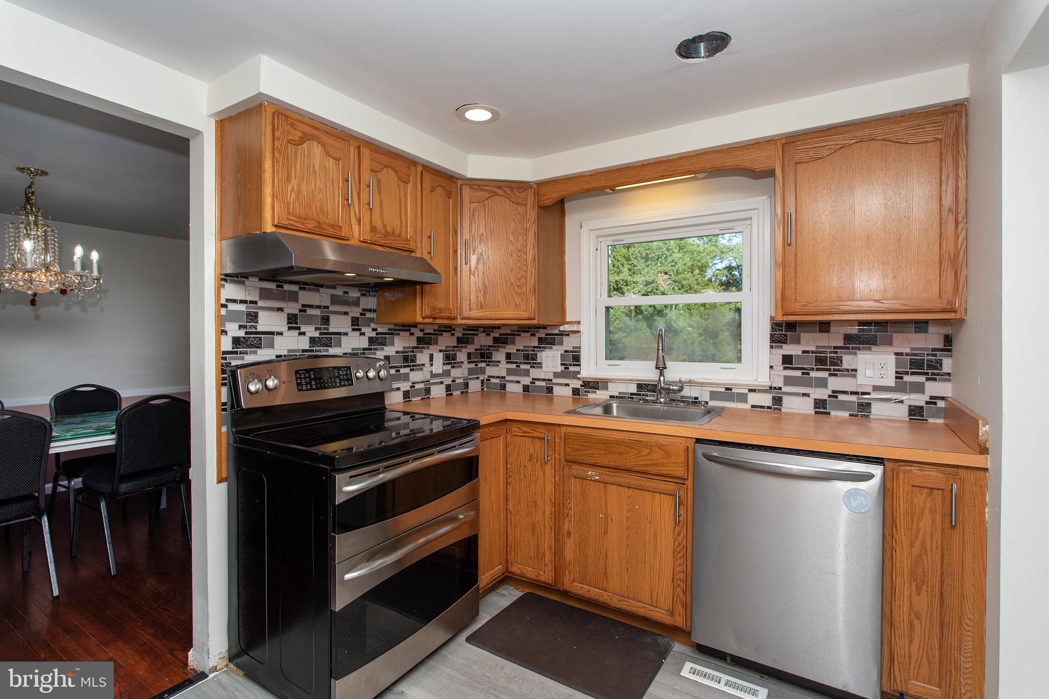529 Rosier Road Fort Washington, MD 20744 - Photo 8 of 63 Kitchen includes stainless steel appliances