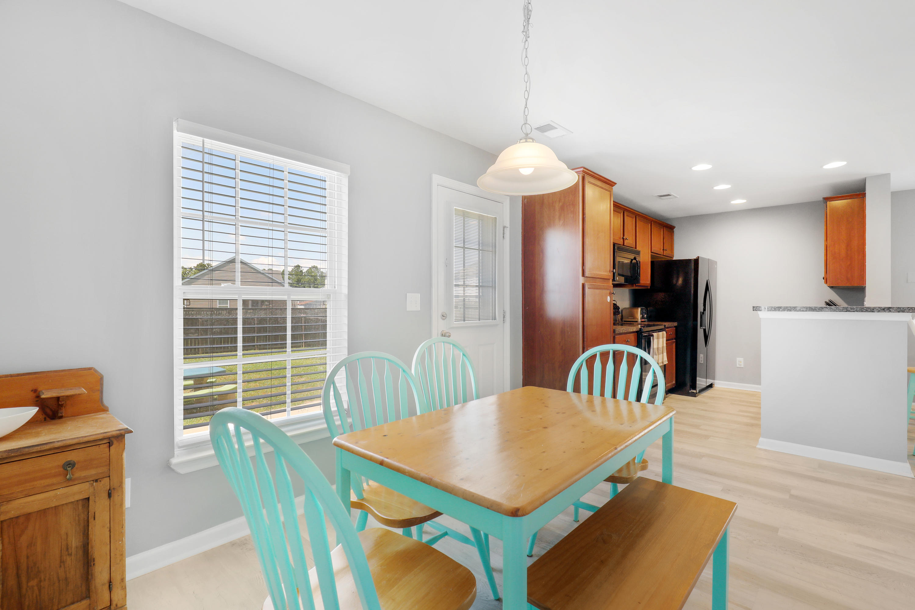1130 Flyway Road Summerville, SC 29483 - Photo 10 of 41 1130FlywayRoad- KeenEyeMarketing - 11
