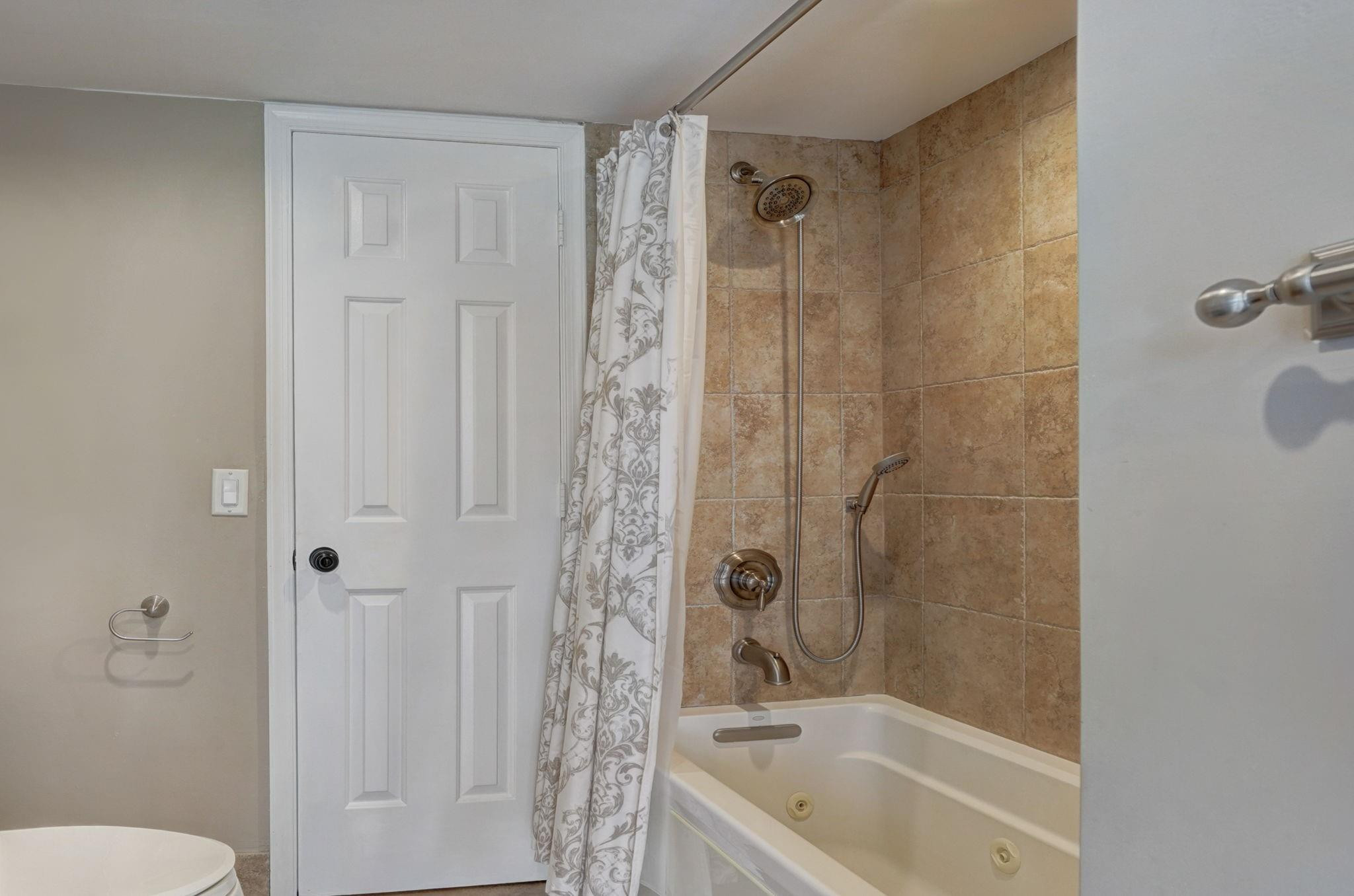10377 185th Street South Boca Raton, FL 33498 - Photo 16 of 47 Bathroom with tub and shower