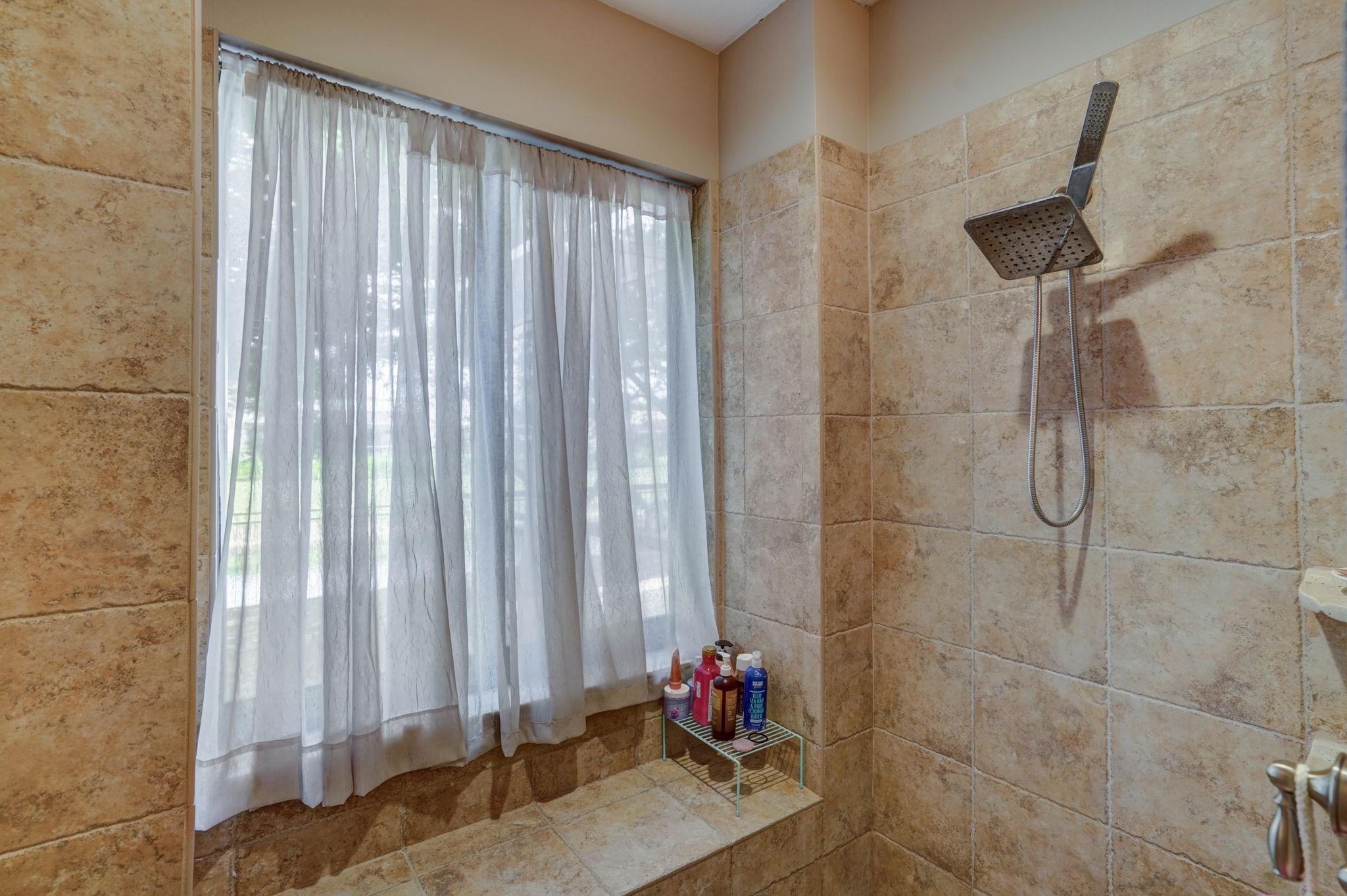 10377 185th Street South Boca Raton, FL 33498 - Photo 23 of 47 Shower