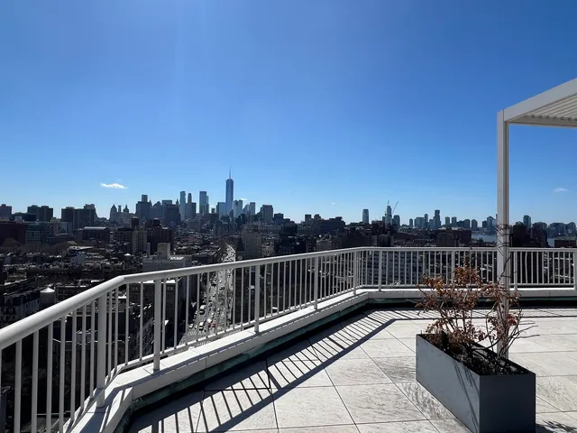 $598,000 | 101 West 12th Street, Unit 3C | West Village