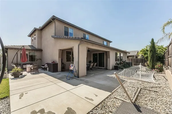 $779,950 | 877 Treasure Hills Drive, Madera, CA 93636