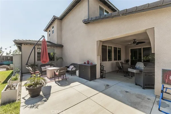 $779,950 | 877 Treasure Hills Drive, Madera, CA 93636