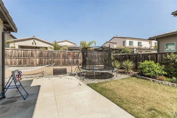 $779,950 | 877 Treasure Hills Drive, Madera, CA 93636