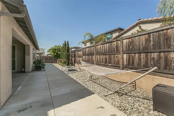 $779,950 | 877 Treasure Hills Drive, Madera, CA 93636