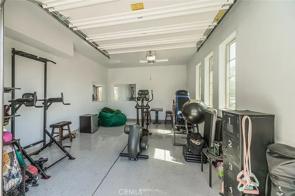 $779,950 | 877 Treasure Hills Drive, Madera, CA 93636