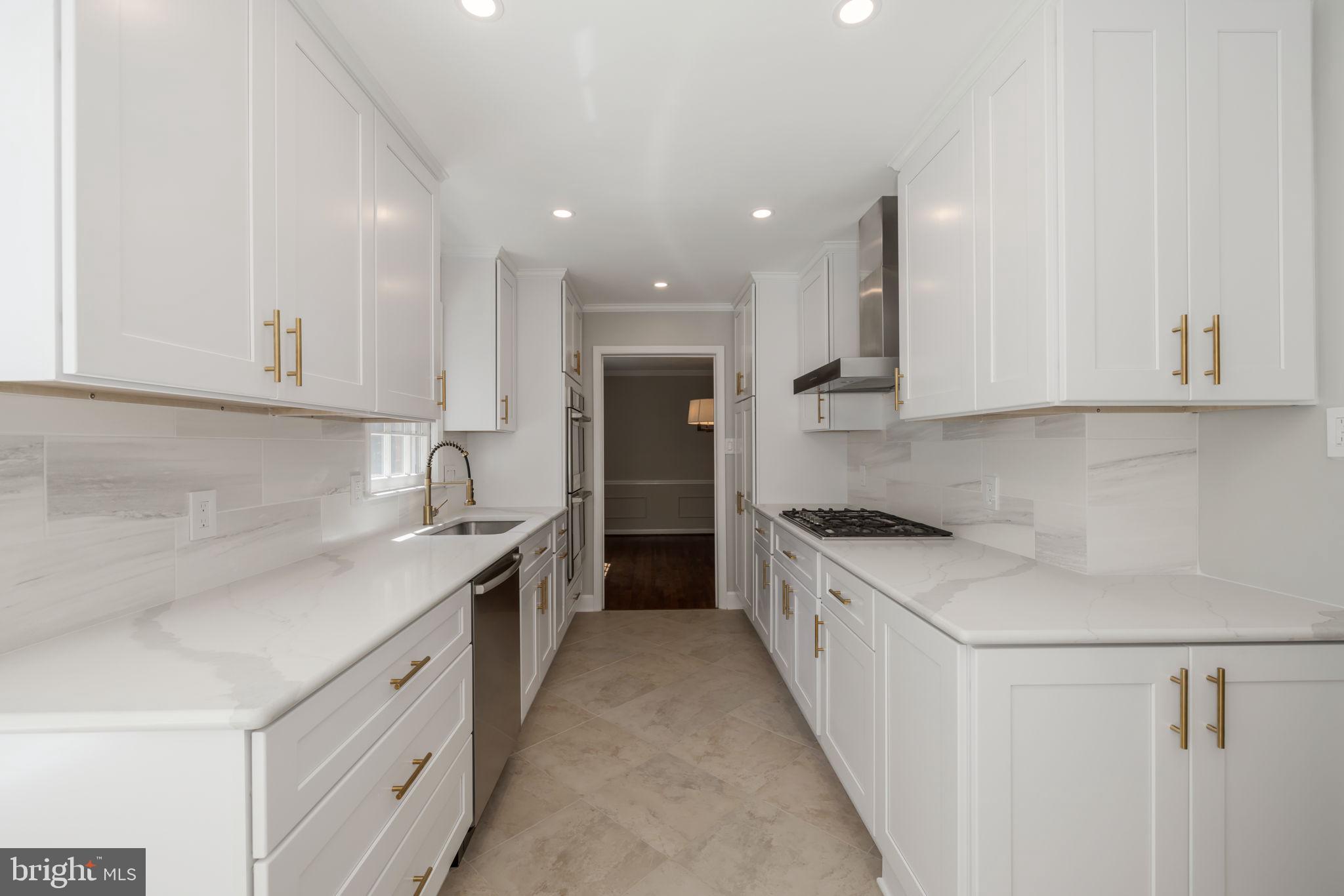 4887 35th Road North Arlington, VA 22207 - Photo 11 of 31