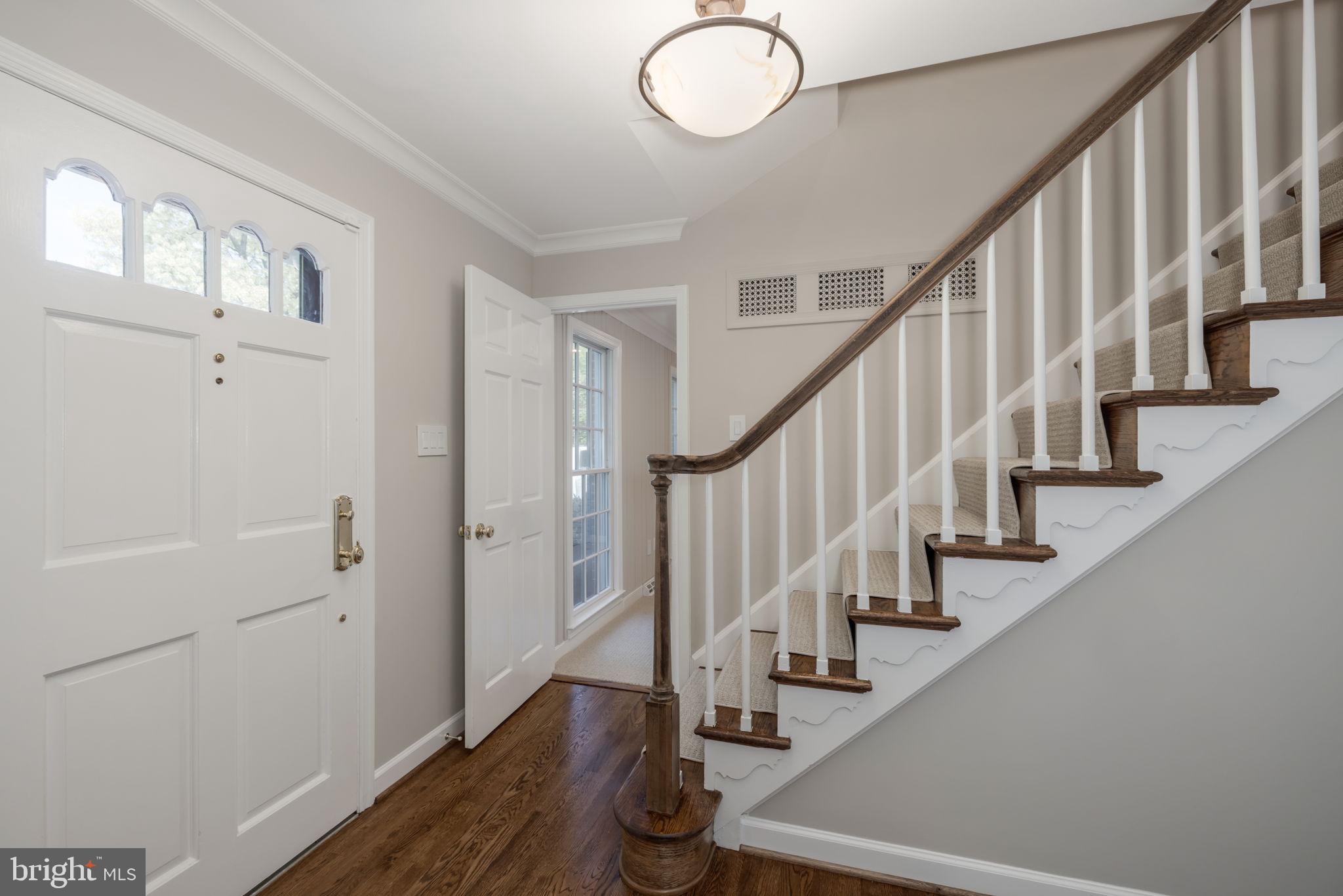 4887 35th Road North Arlington, VA 22207 - Photo 13 of 31