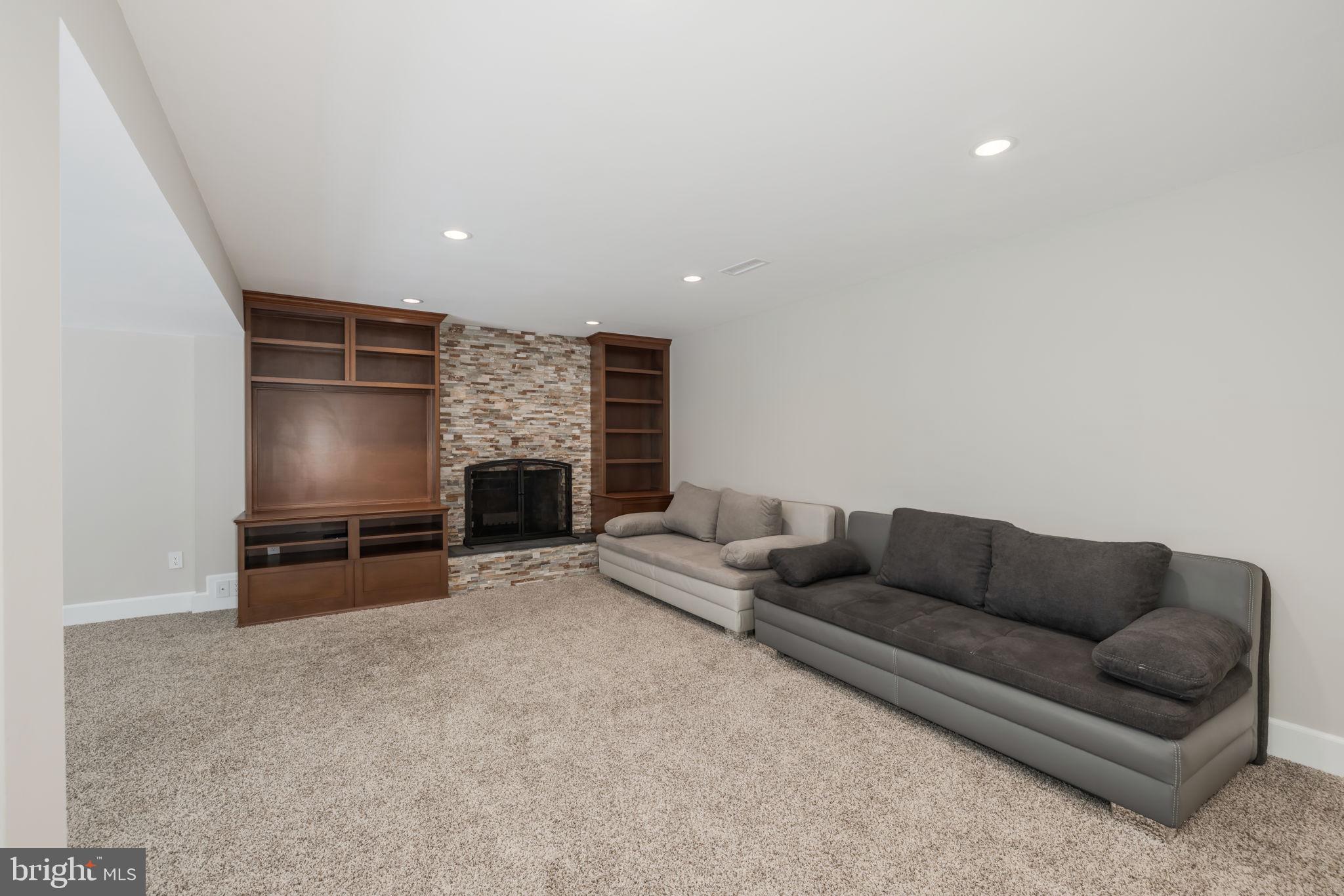 4887 35th Road North Arlington, VA 22207 - Photo 26 of 31