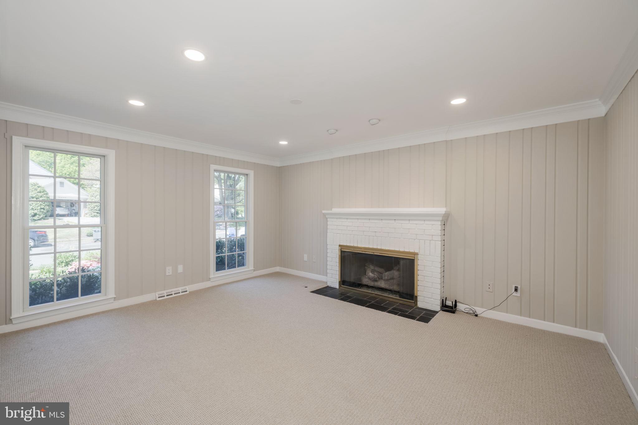 4887 35th Road North Arlington, VA 22207 - Photo 8 of 31