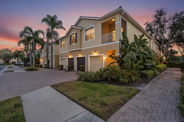 $2,500 | 8106 Moonstone Drive, Unit 17204, Sarasota, FL 34233
