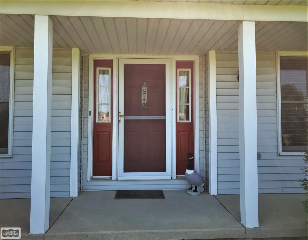 74722 Mackey Road Richmond, MI 48062 - Photo 3 of 36 31386178-2.JPG